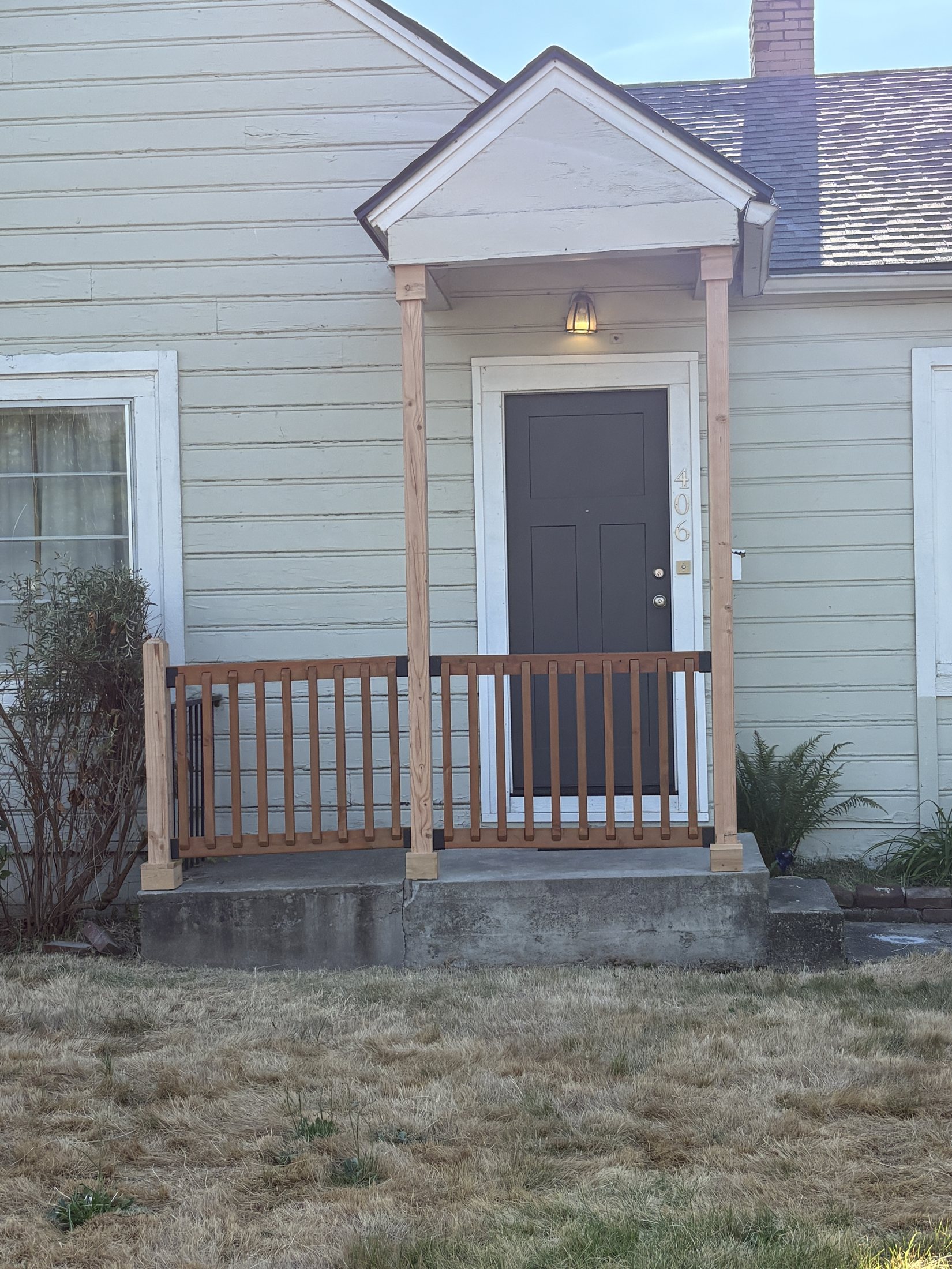 Completed exterior porch and railing project